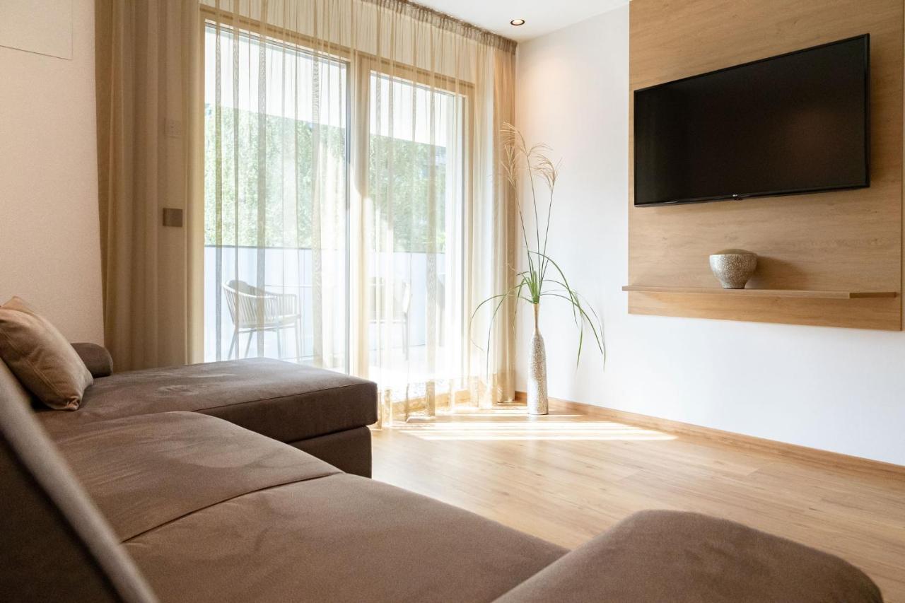 Nice Living Neue- Moderne Apartments Im Herzen Von Brixen - Kostenlose Brixencard - Ideal Fuer Familien, Paare, Geschaeftsreisende Und Allen Urlaubs Hungrigen Екстериор снимка
