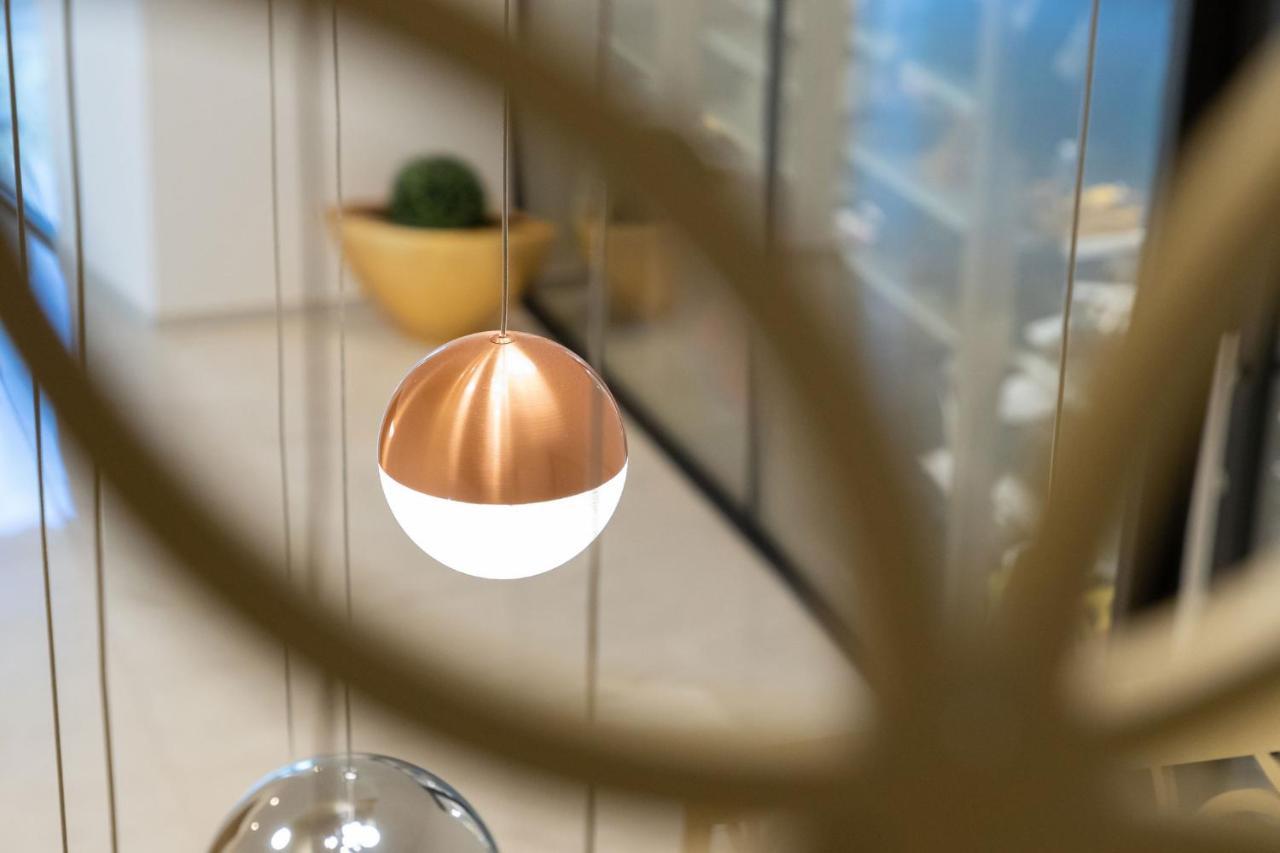 Nice Living Neue- Moderne Apartments Im Herzen Von Brixen - Kostenlose Brixencard - Ideal Fuer Familien, Paare, Geschaeftsreisende Und Allen Urlaubs Hungrigen Екстериор снимка