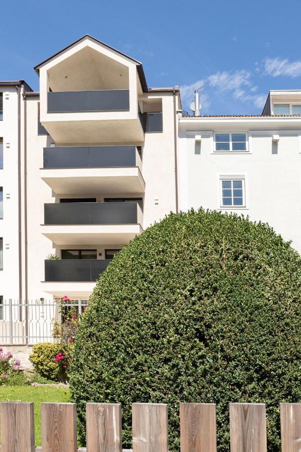 Nice Living Neue- Moderne Apartments Im Herzen Von Brixen - Kostenlose Brixencard - Ideal Fuer Familien, Paare, Geschaeftsreisende Und Allen Urlaubs Hungrigen Екстериор снимка