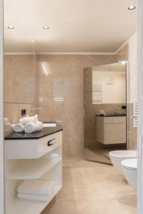 Nice Living Neue- Moderne Apartments Im Herzen Von Brixen - Kostenlose Brixencard - Ideal Fuer Familien, Paare, Geschaeftsreisende Und Allen Urlaubs Hungrigen Екстериор снимка